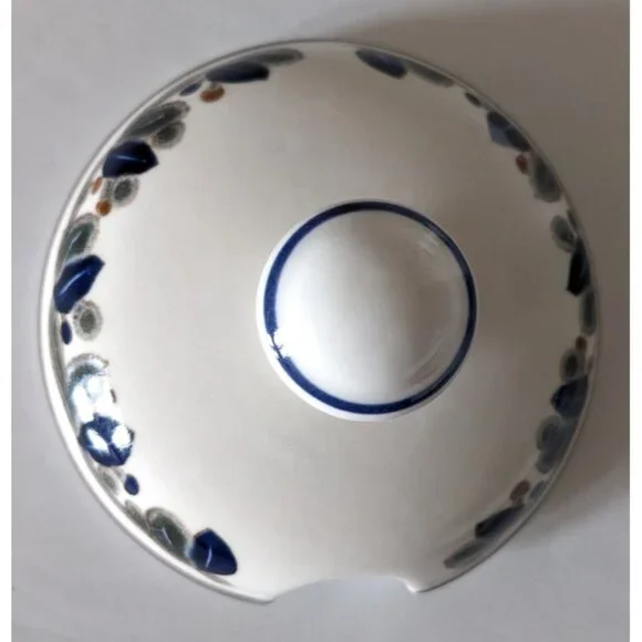 1986 Mikasa Intaglio Arabella Sugar Bowl Stoneware Blue Tulips Lid 5 oz 4*3"CAC1 - Picture 6 of 7